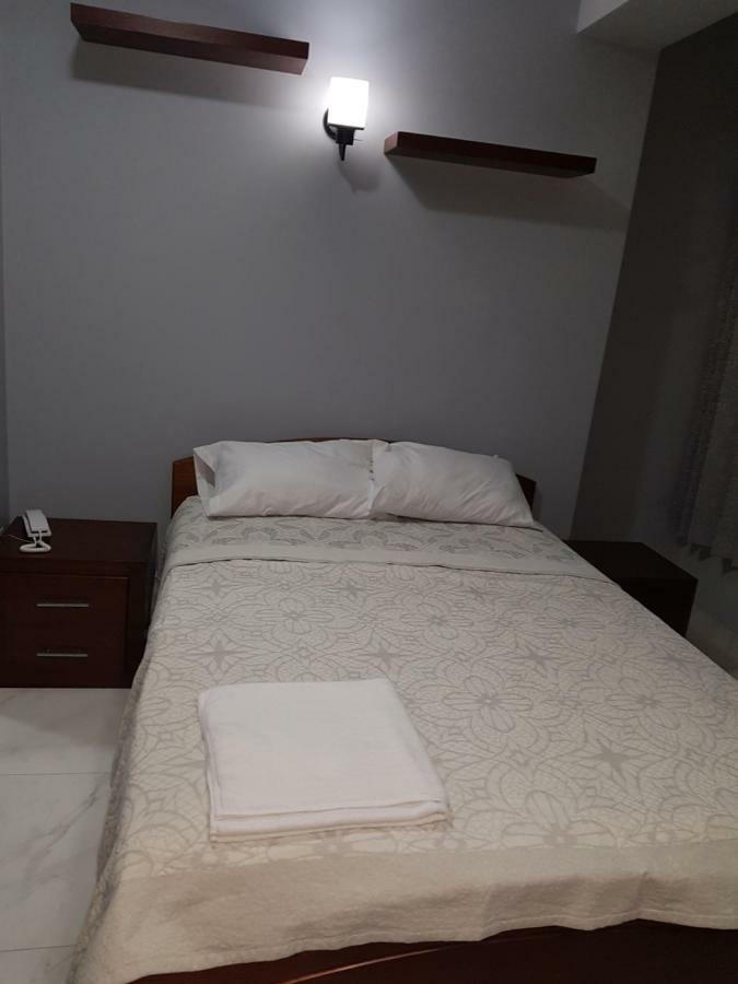 Hostal Leo Chiclayo Bagian luar foto